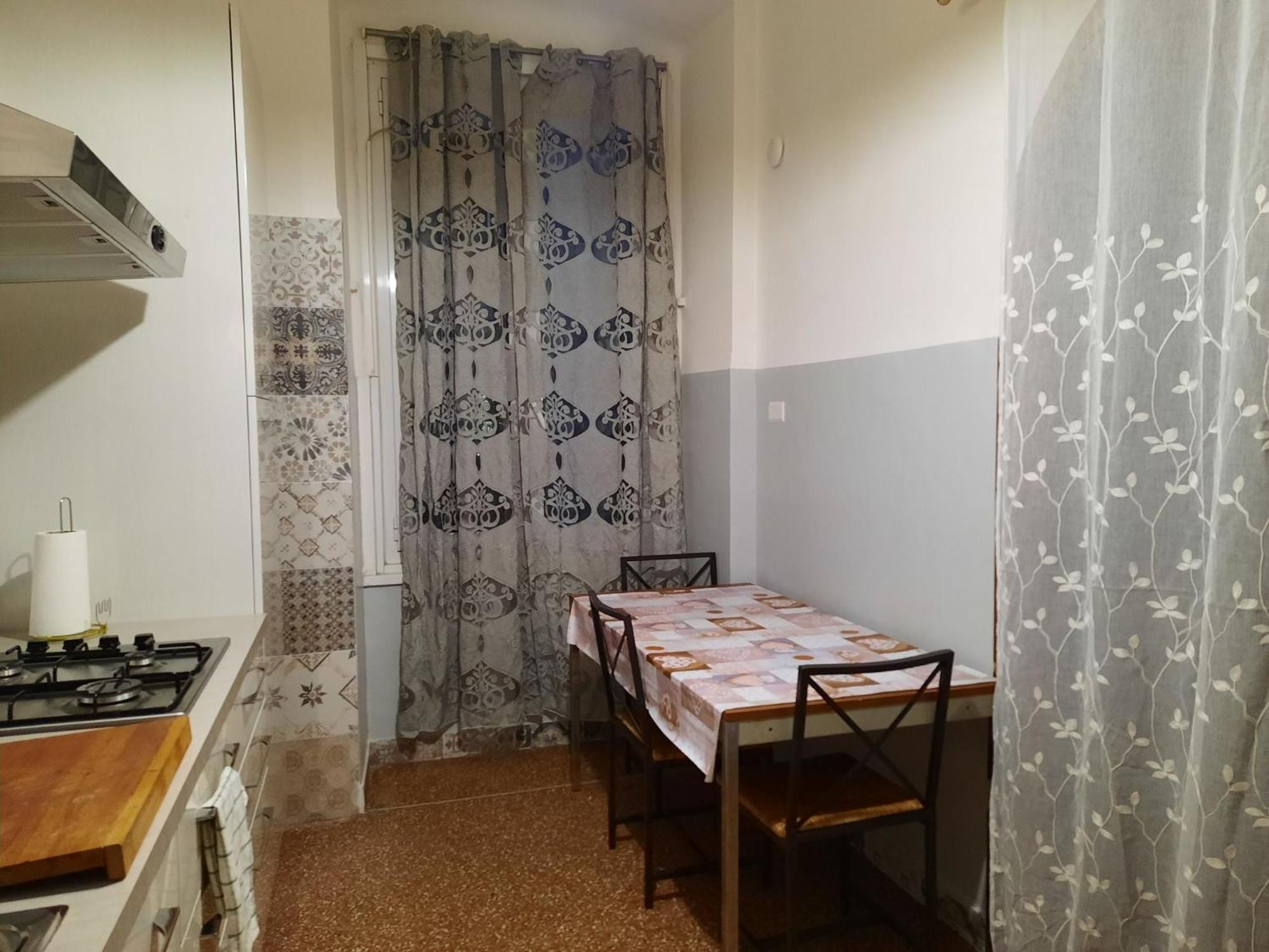 Comfortable One Bedroom With Parking Space In The Center Of Appartamento Genova