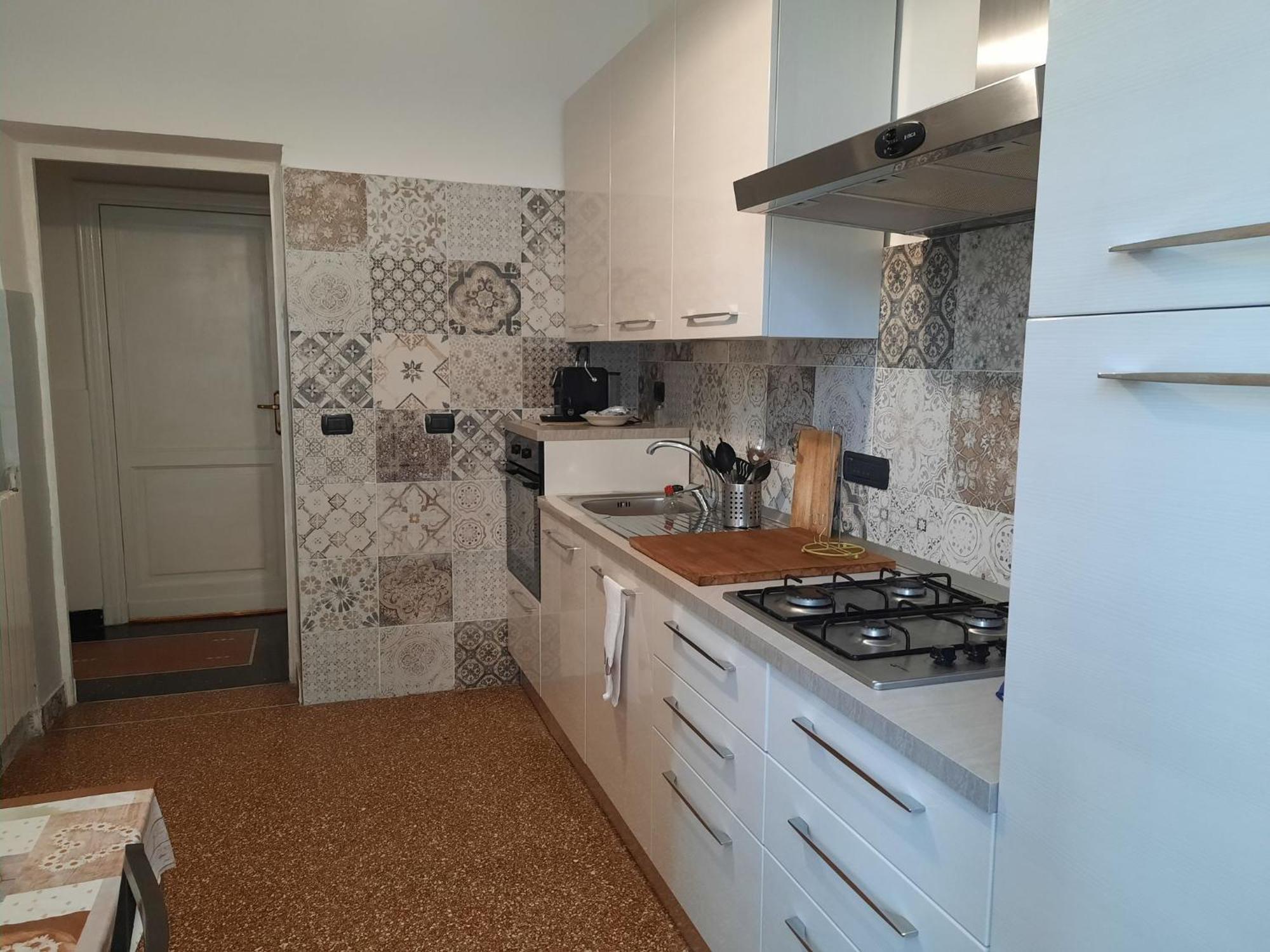 Comfortable One Bedroom With Parking Space In The Center Of * Genova