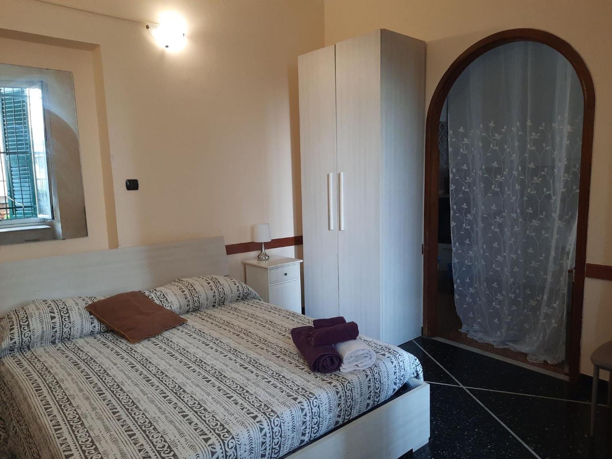 Comfortable One Bedroom With Parking Space In The Center Of Genova