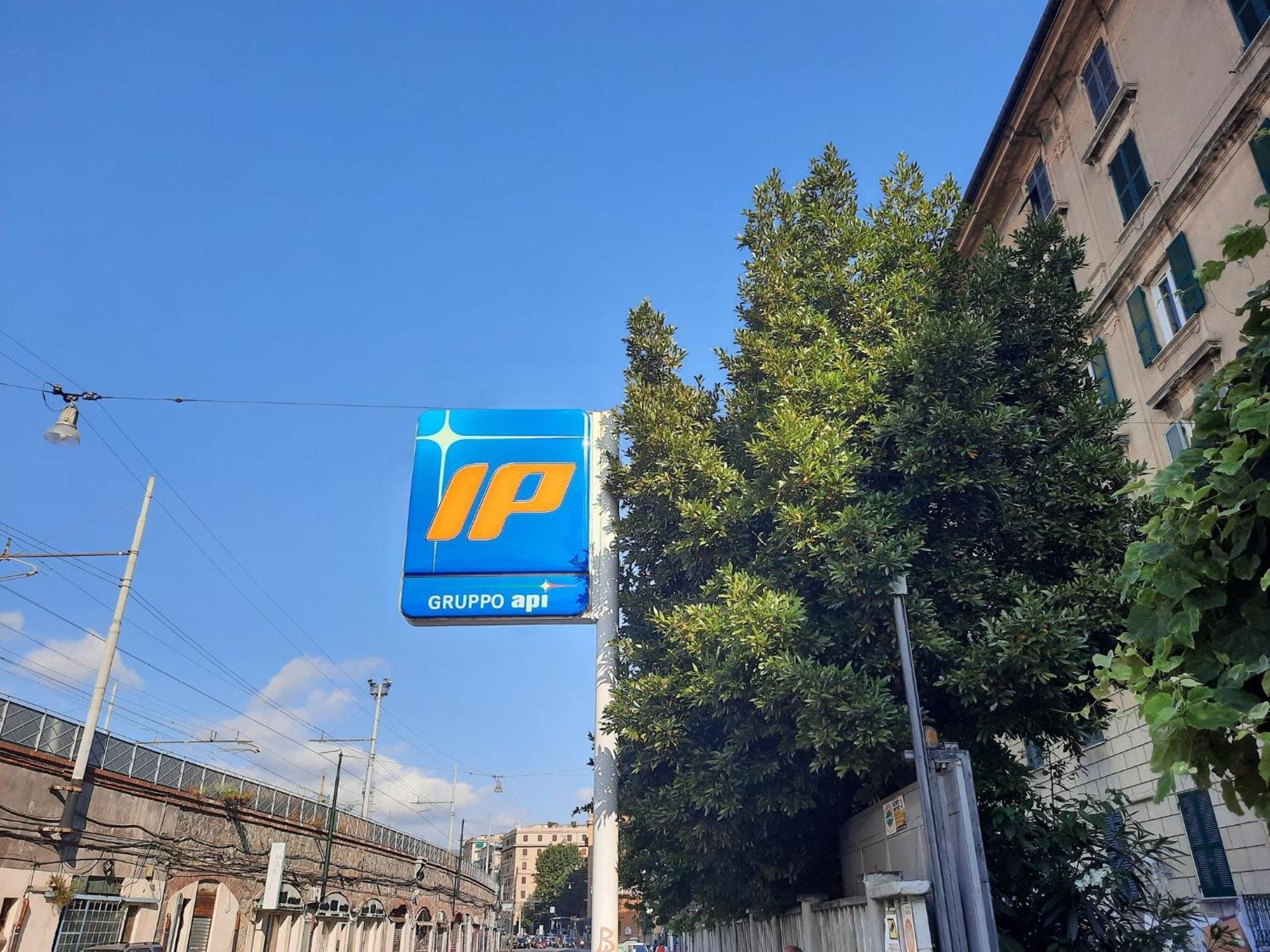 Comfortable One Bedroom With Parking Space In The Center Of Genova