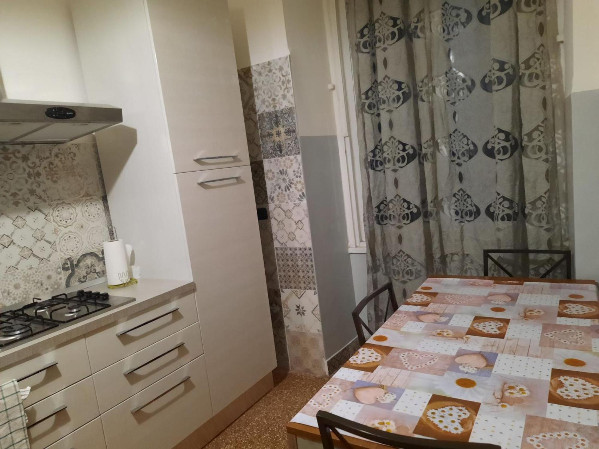 Comfortable One Bedroom With Parking Space In The Center Of Appartamento Genova