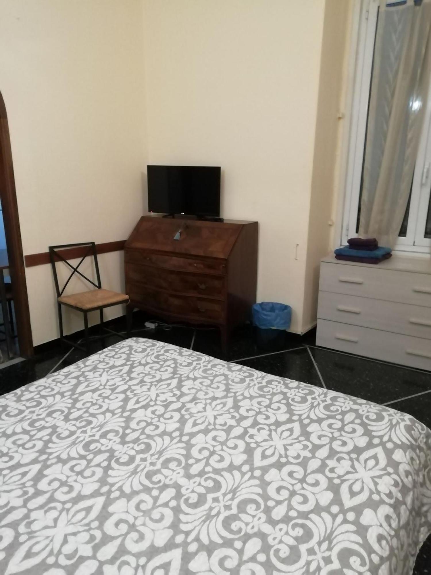 Appartamento Comfortable One Bedroom With Parking Space In The Center Of